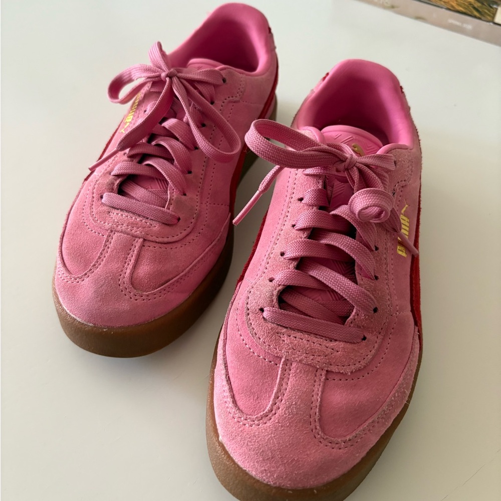 Pink & Red Suede Women's Sneakers Puma Club II